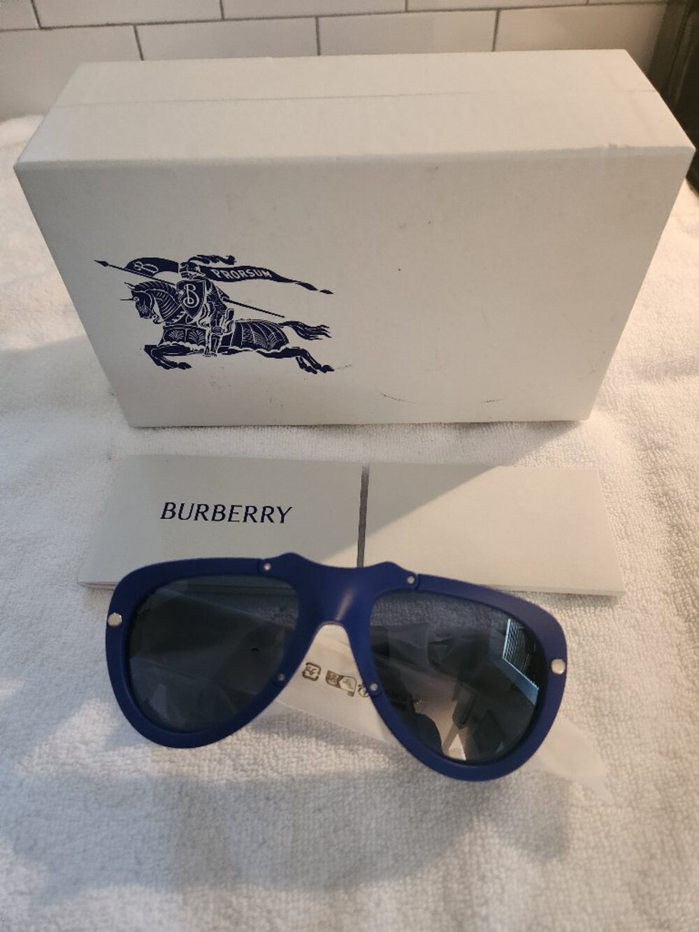 Burberry B 4433-U Matte Blue Rubber Aviator Pilot Sunglasses Made in Italy NWT